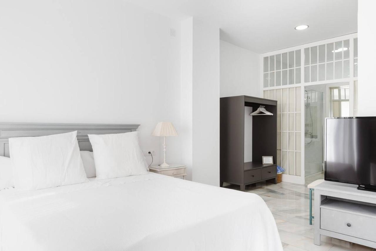 Loft En Primera Linea Del Paseo Maritimo Малага Екстер'єр фото